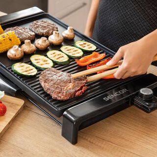 Sencor black electric grill 2300W with various programs