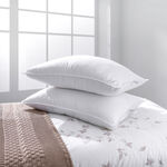 Boutique Blanche white mircofiber pillow image number 0